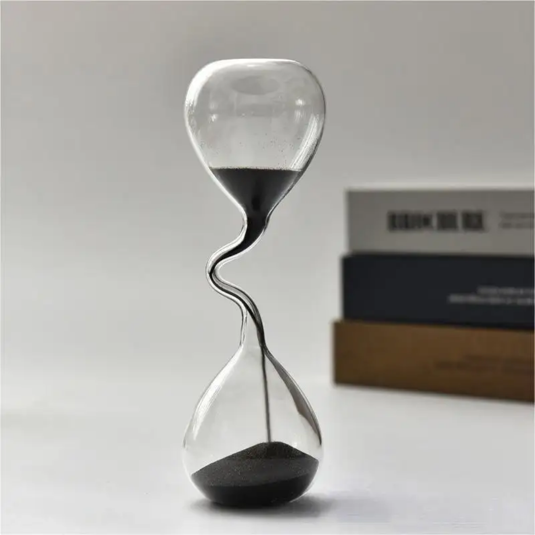 Curve Design Black Hourglass