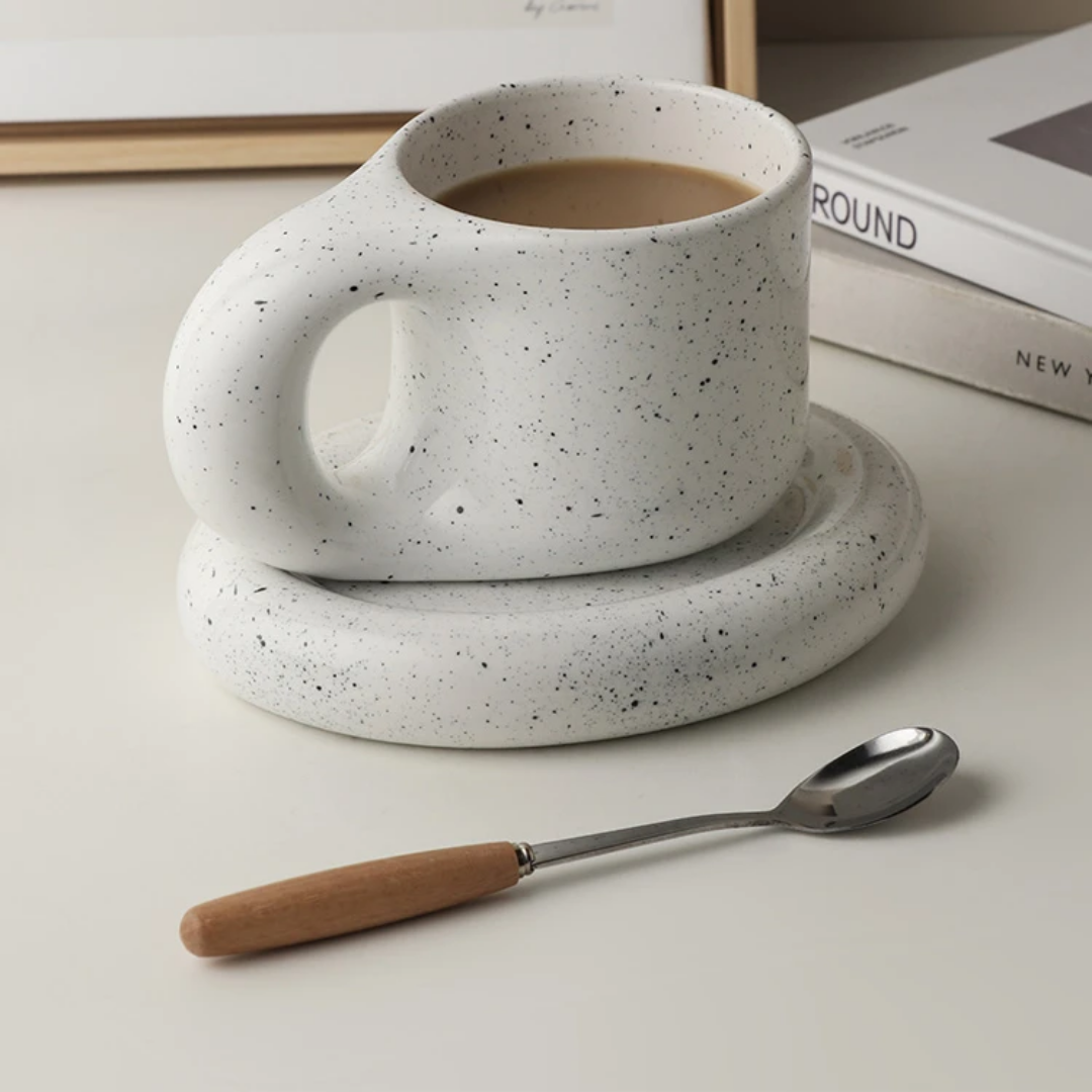 MODERN MUG WITH PLATE