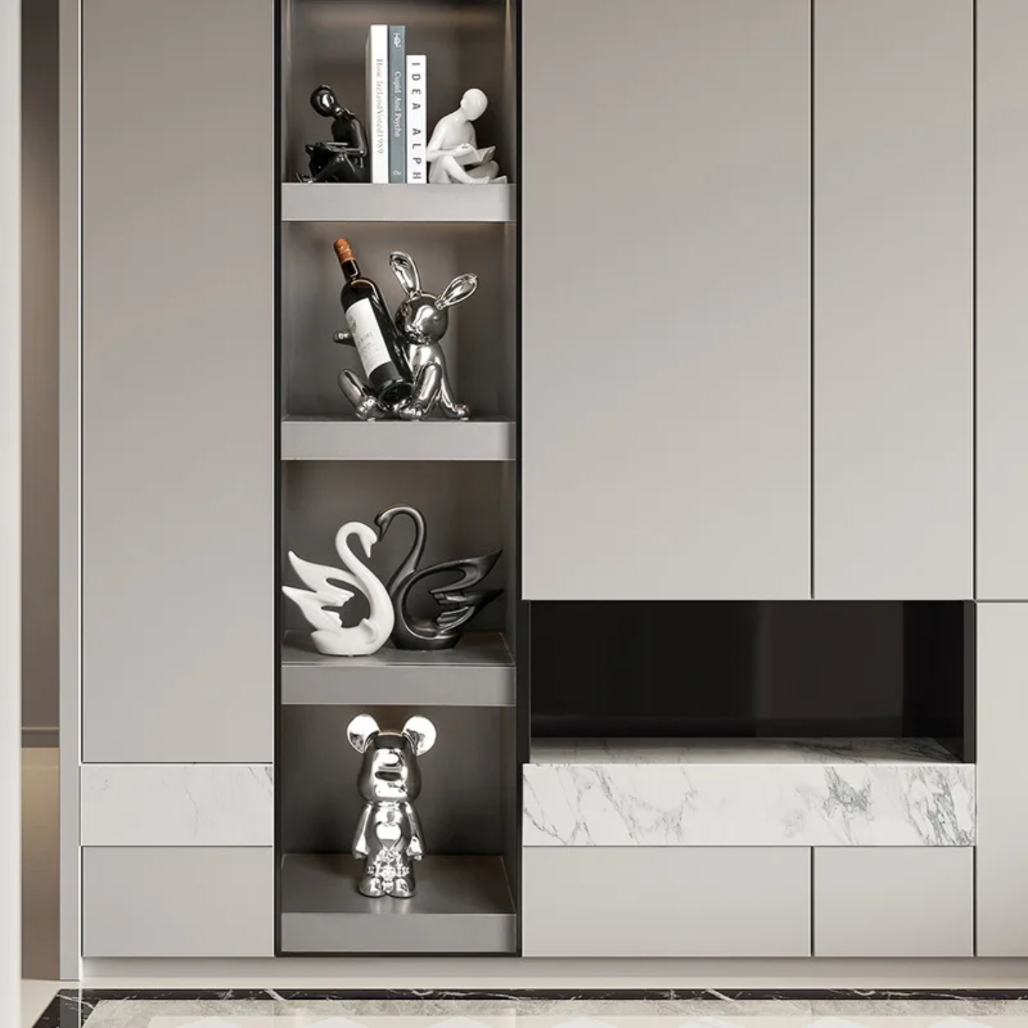 SET OF 2 MEN READING ORNAMENTS