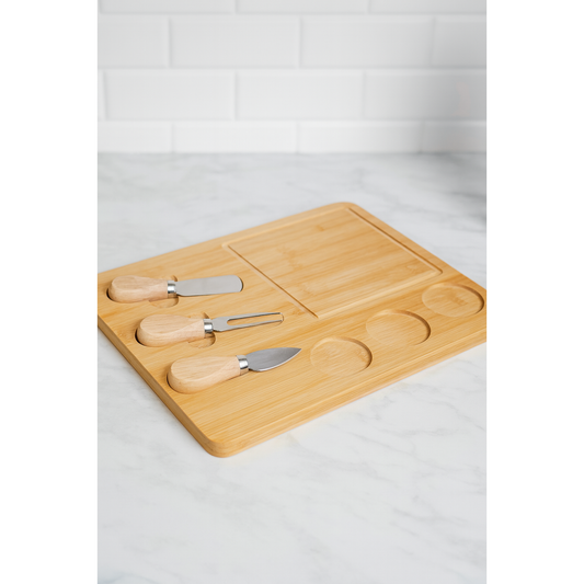 BAMBOO CHEESE CUTTING BOARD
