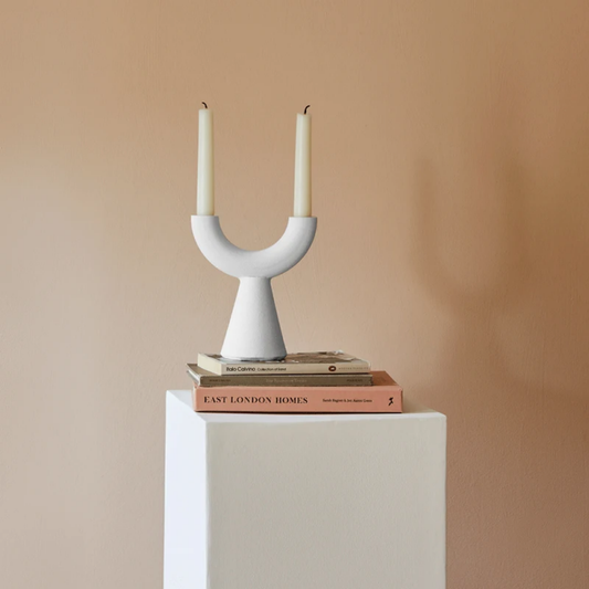 CERAMIC WHITE CANDLE HOLDER