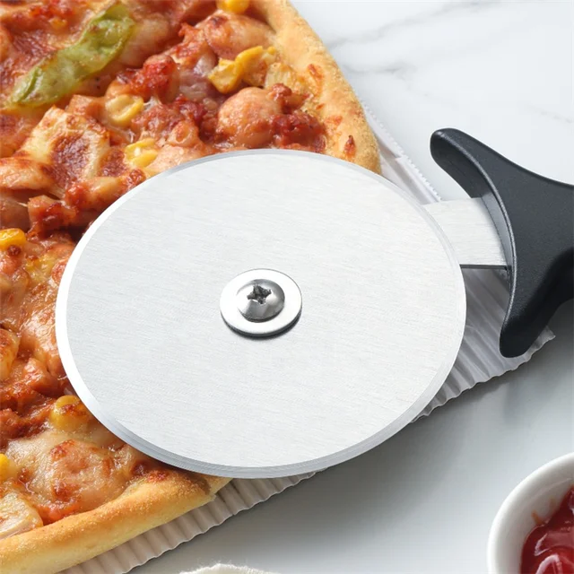 PIZZA CUTTER