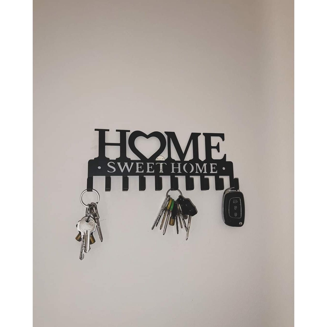 KEY HOLDER