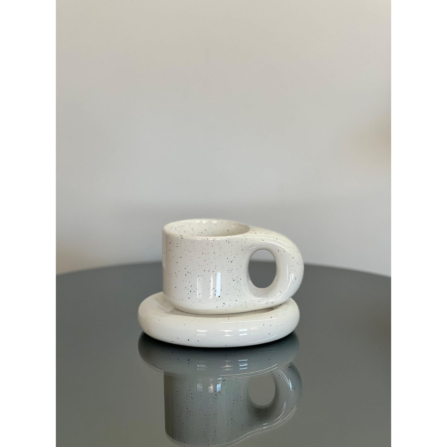 MODERN DESIGN MUG WITH PLATE 300 ml