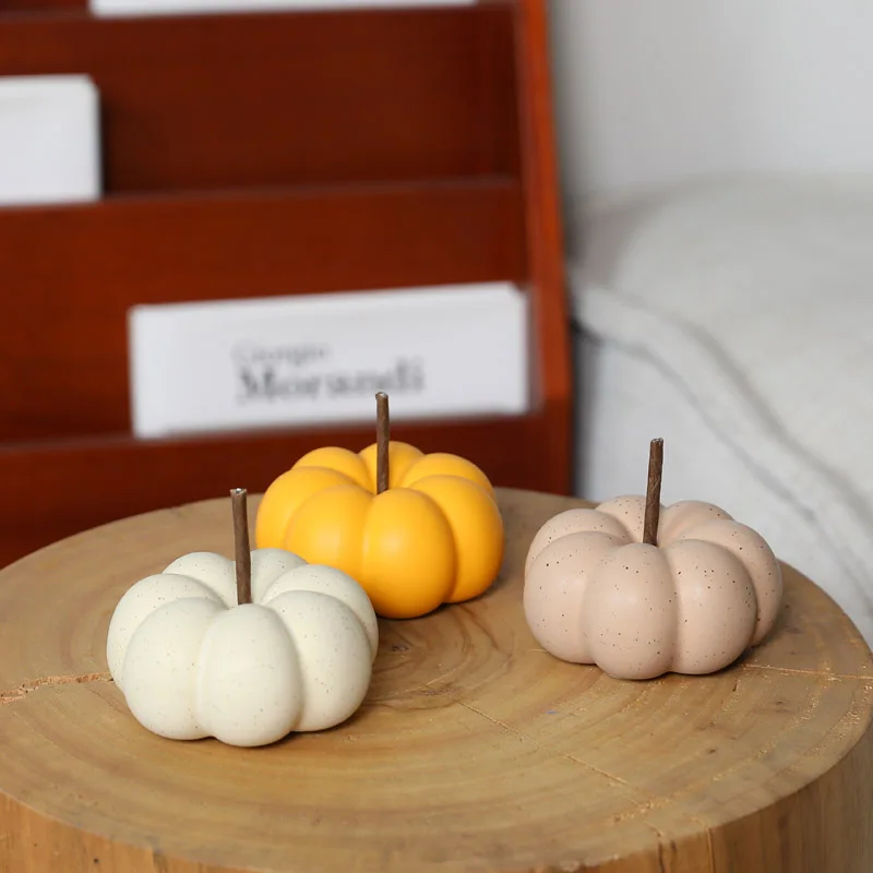 CERAMIC PUMPKINS SHAPE DECOR