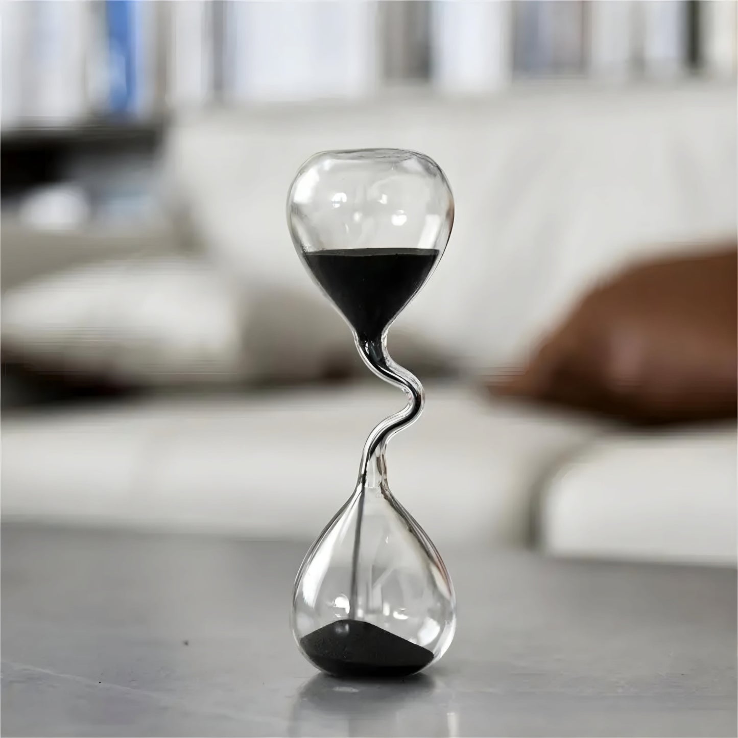 Curve Design Black Hourglass