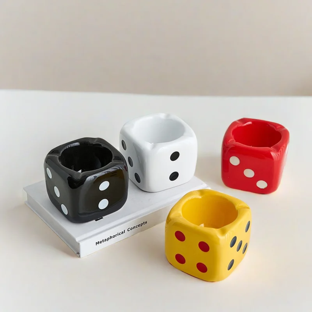 CERAMIC DICE ASHTRAY