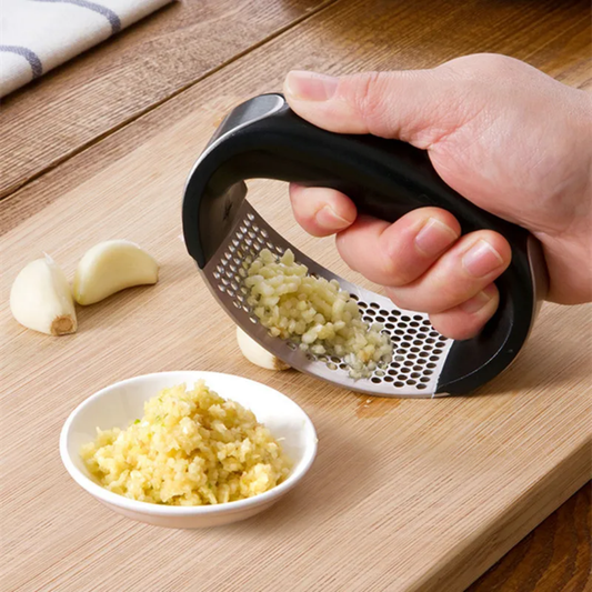 STAINLESS STEEL GARLIC PRESS GRINDER